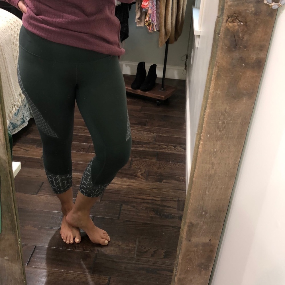 Champion small green athleisure fitness leggings